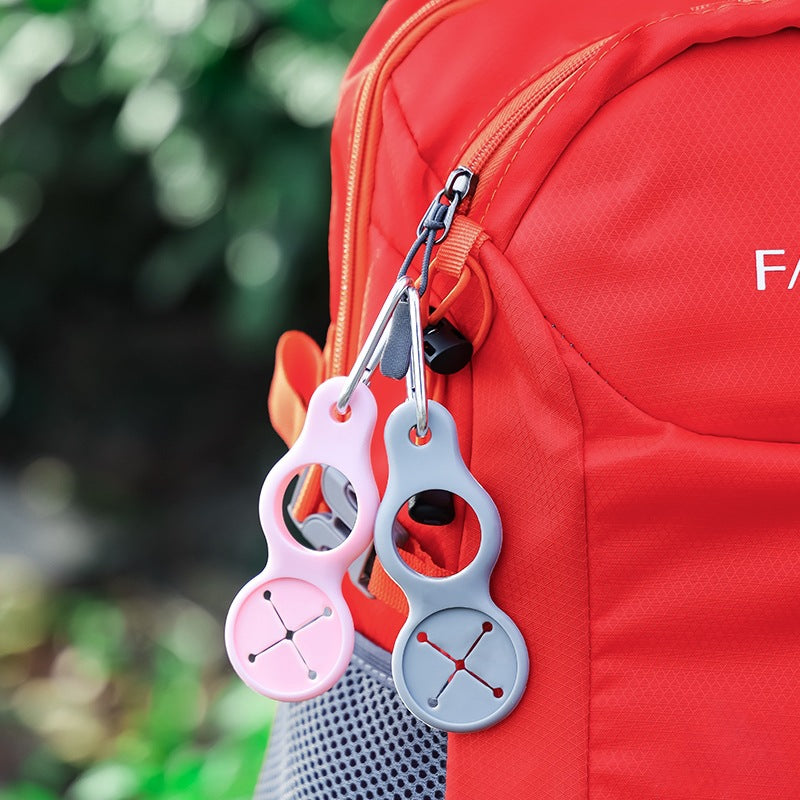 Outdoor water bottle hooks